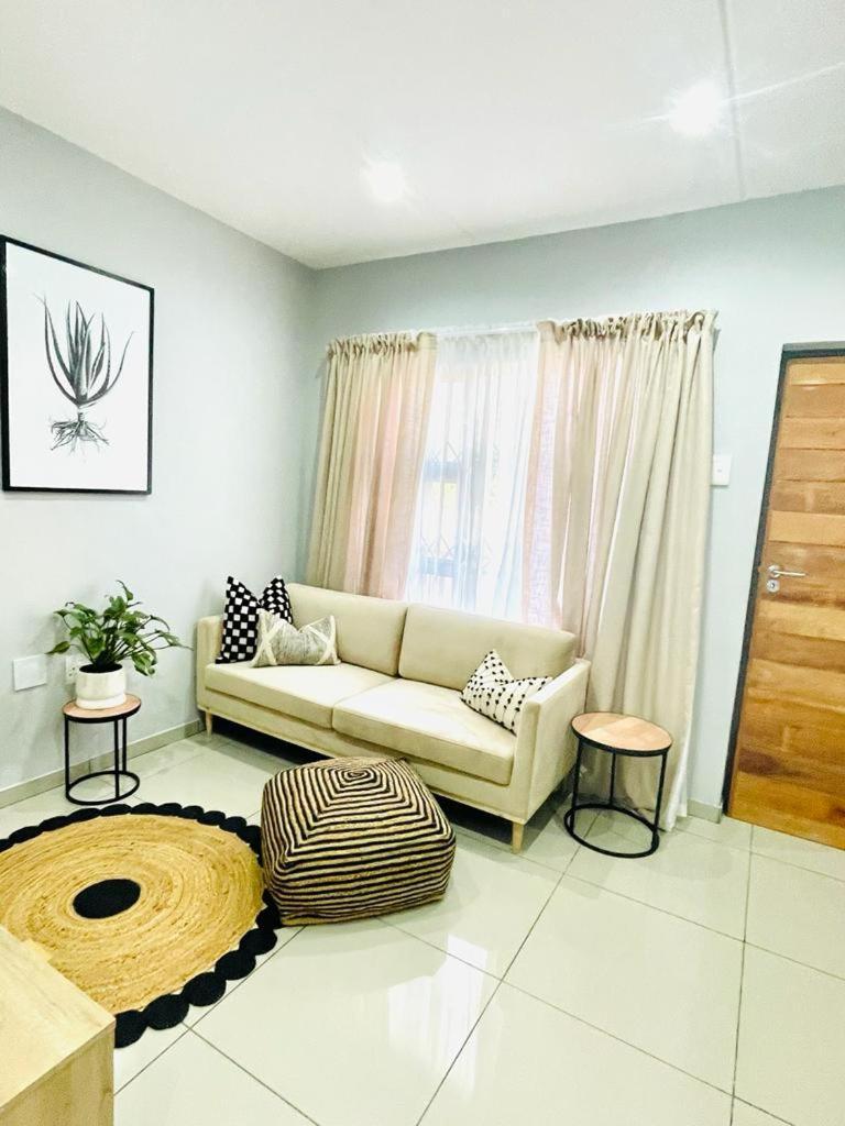 Trendy, Comfortable 1 Bedroom Apartments In Umtata Zewnętrze zdjęcie